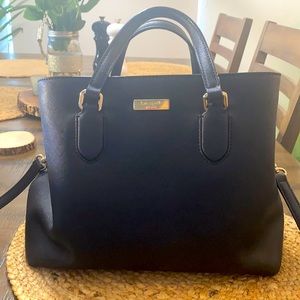 Kate spade black medium sized purse, about 8x8